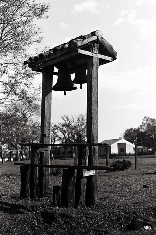 AÑO 1977 - BLANCO Y NEGRO - VIDA CAMPESINA EN PARAGUAY (JOSÉ MARÍA BLANCH)